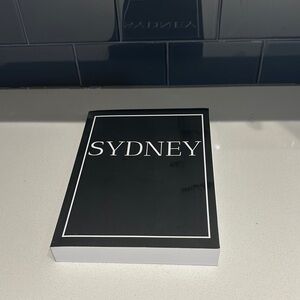 Black and White 'SYDNEY' Table Decor Book